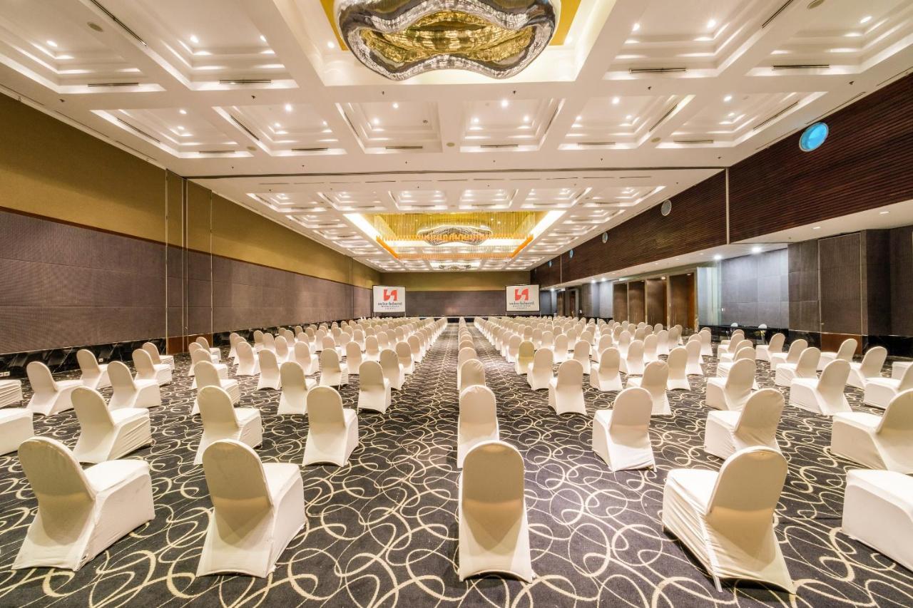 Swiss-Belhotel Mangga Besar Jakarta Exterior photo